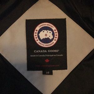 Canada Goose Women’s Large Jacket